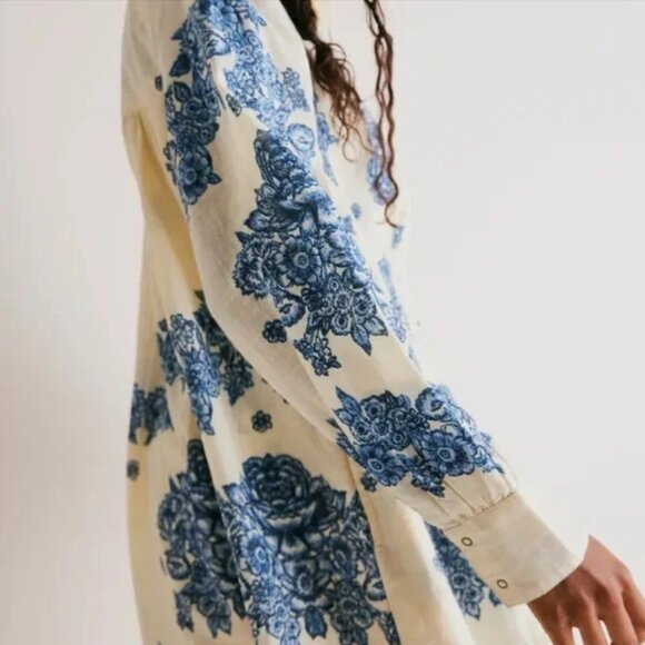 Free People Oversized Floral Button-Up Shirt Dress in Blue and Cream - Picture 2 of 2